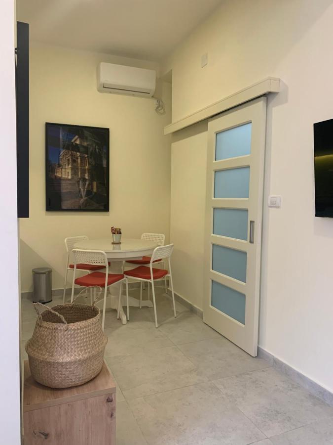 Sunlit Artist Studio Belgrade Exterior photo